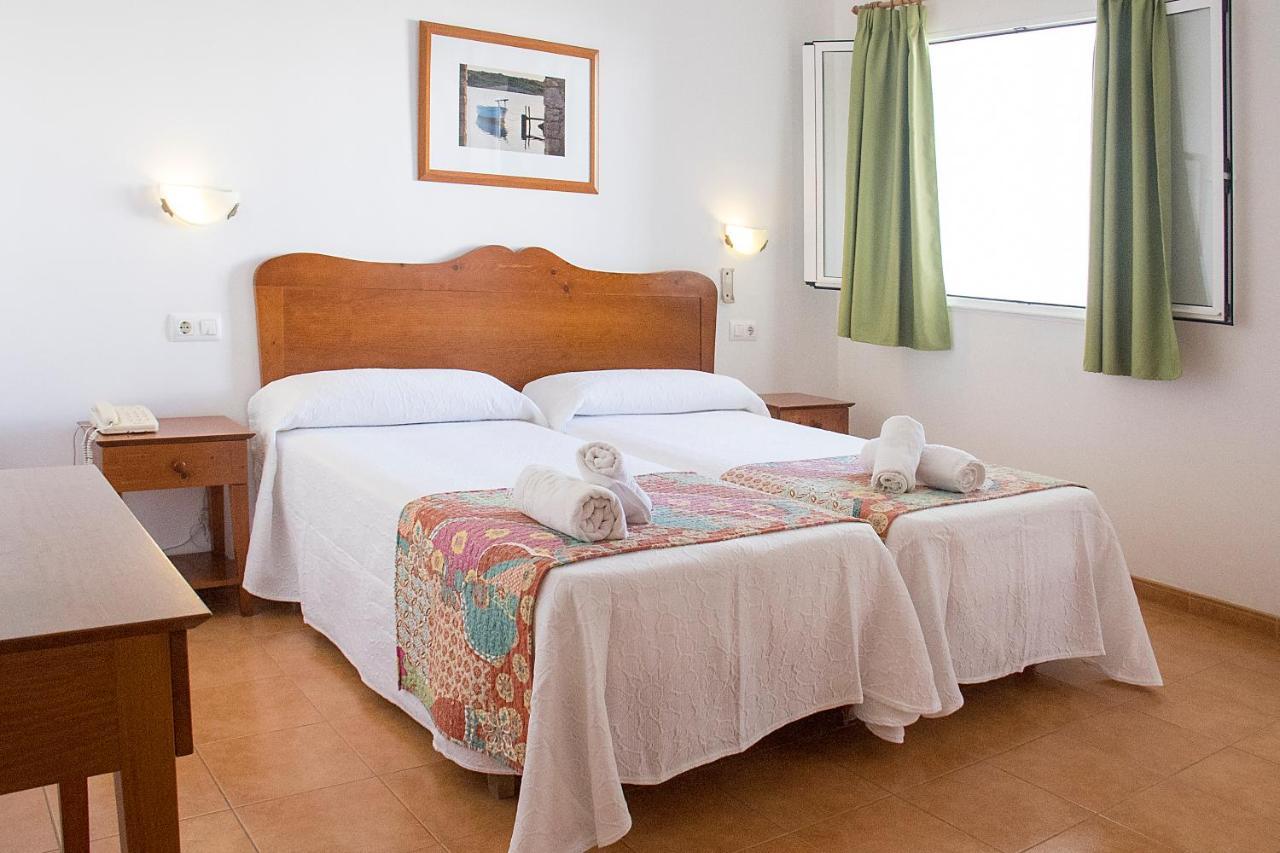 Hotel Geminis Ciutadella  Luaran gambar