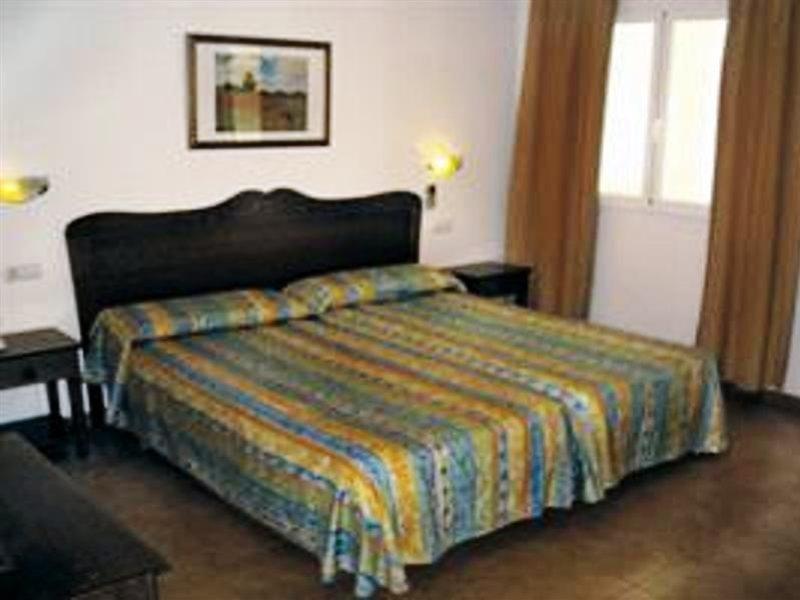 Hotel Geminis Ciutadella  Luaran gambar
